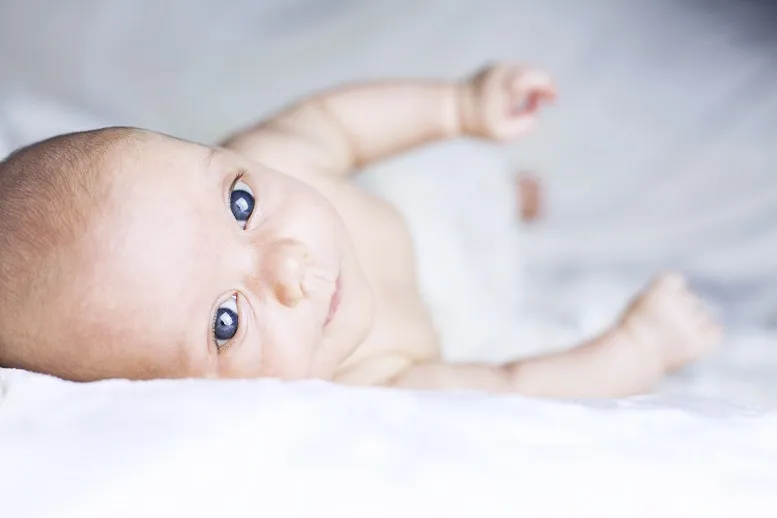 „Kiedy noworodek widzi?” i inne ciekawostki na temat rozwoju wzroku malucha