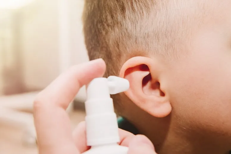 Zatkane uszy u dzieci co robić