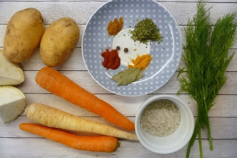 Zapalenie jelit dieta i przepis na zupę warzywną z ryżem drmax.pl