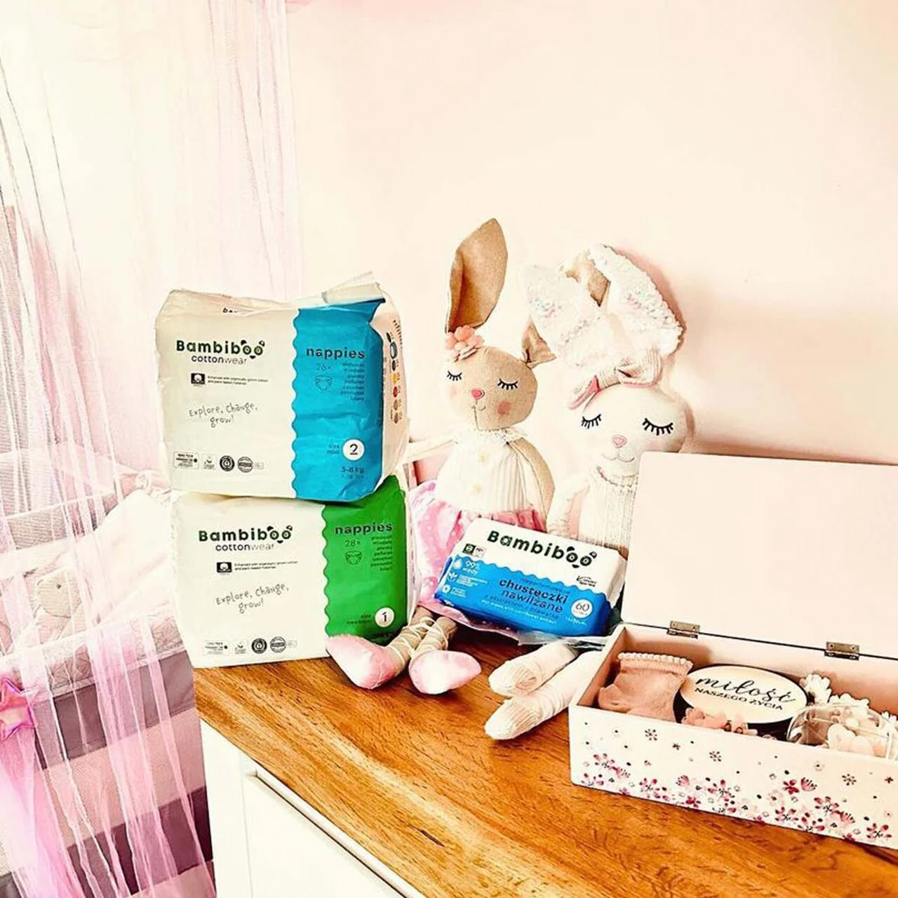 Bambiboo COTTONWEAR jednorazowe pieluszki z bawełną organiczną i wycięciem na pępek rozmiar 2, 26 szt.