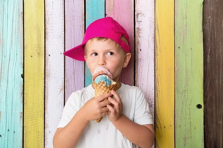 Ale czy lody na ból gardła to zawsze zły pomysł? Ale czy lody na ból gardła to zawsze zły pomysł?