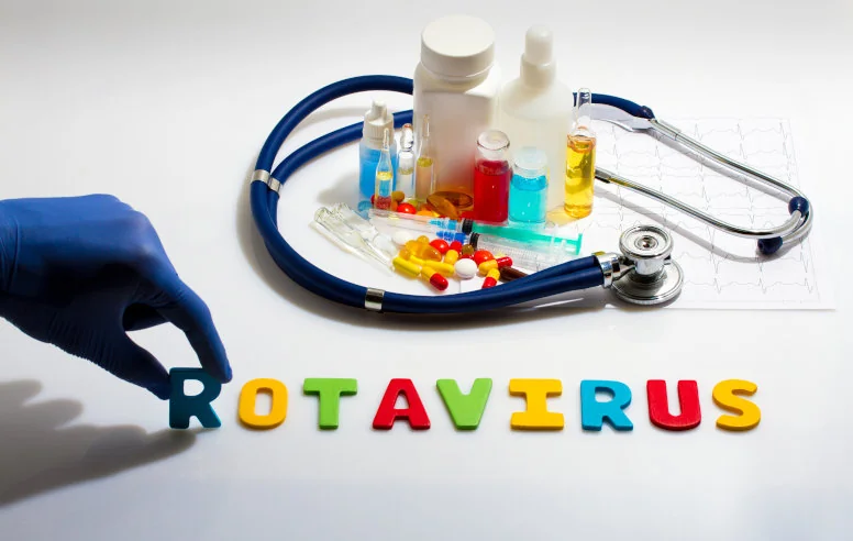 Rotawirus u dzieci – ile trwa i jak go leczyć? Przyczyny i objawy