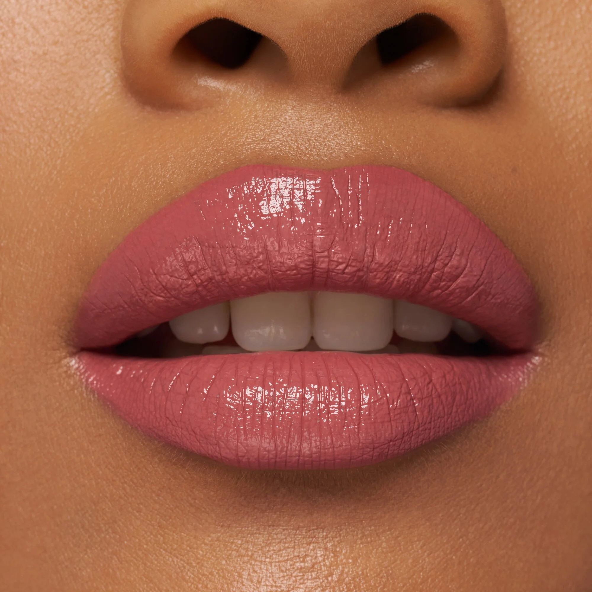 Essence Satin Glow pomadka do ust 02, 3,5 g