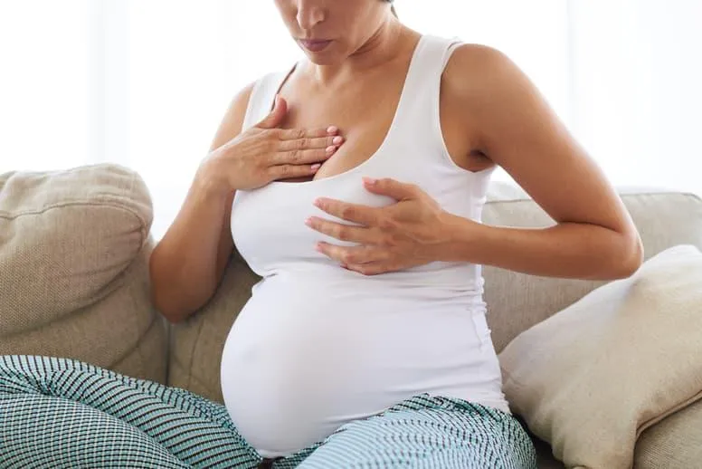 Jak dbać o piersi w ciąży?