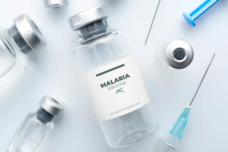 Szczepionka na malarię – jaką ma skuteczność i kto powinien się zaszczepić?