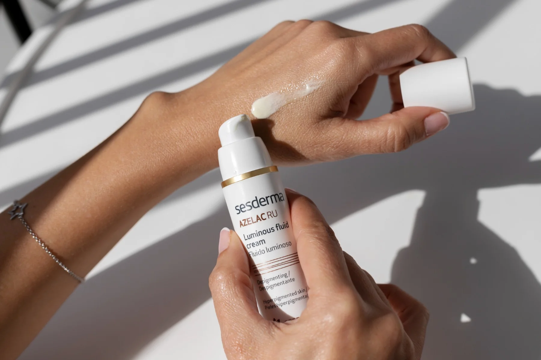 Sesderma Azelac RU emulsja rozświetlająca SPF 50+, 50 ml