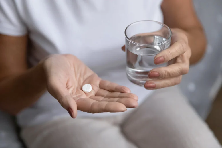 Uczulenie na salicylany − co to jest i na co uważać?