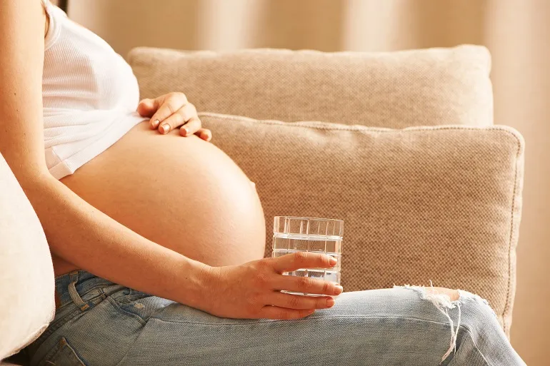 que se puede beber durante el embarazo