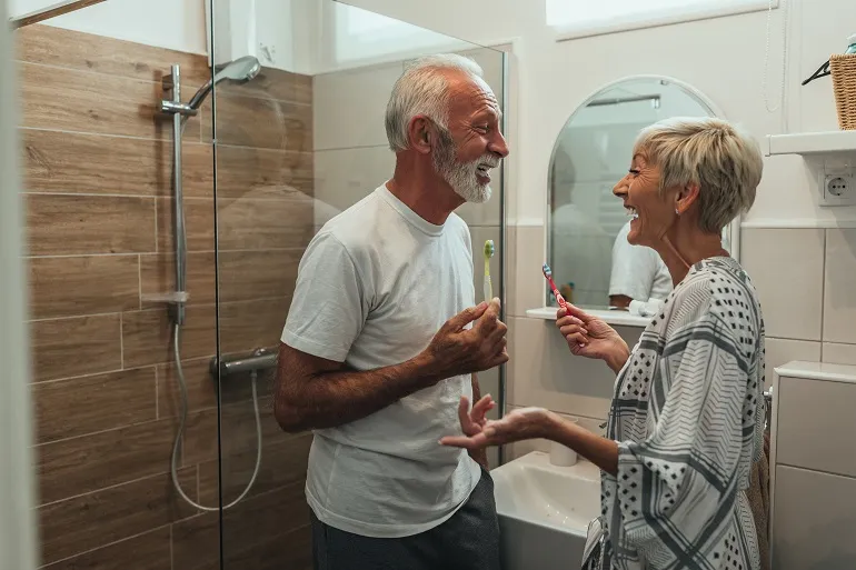 jak dbać o higienę w starszym wieku