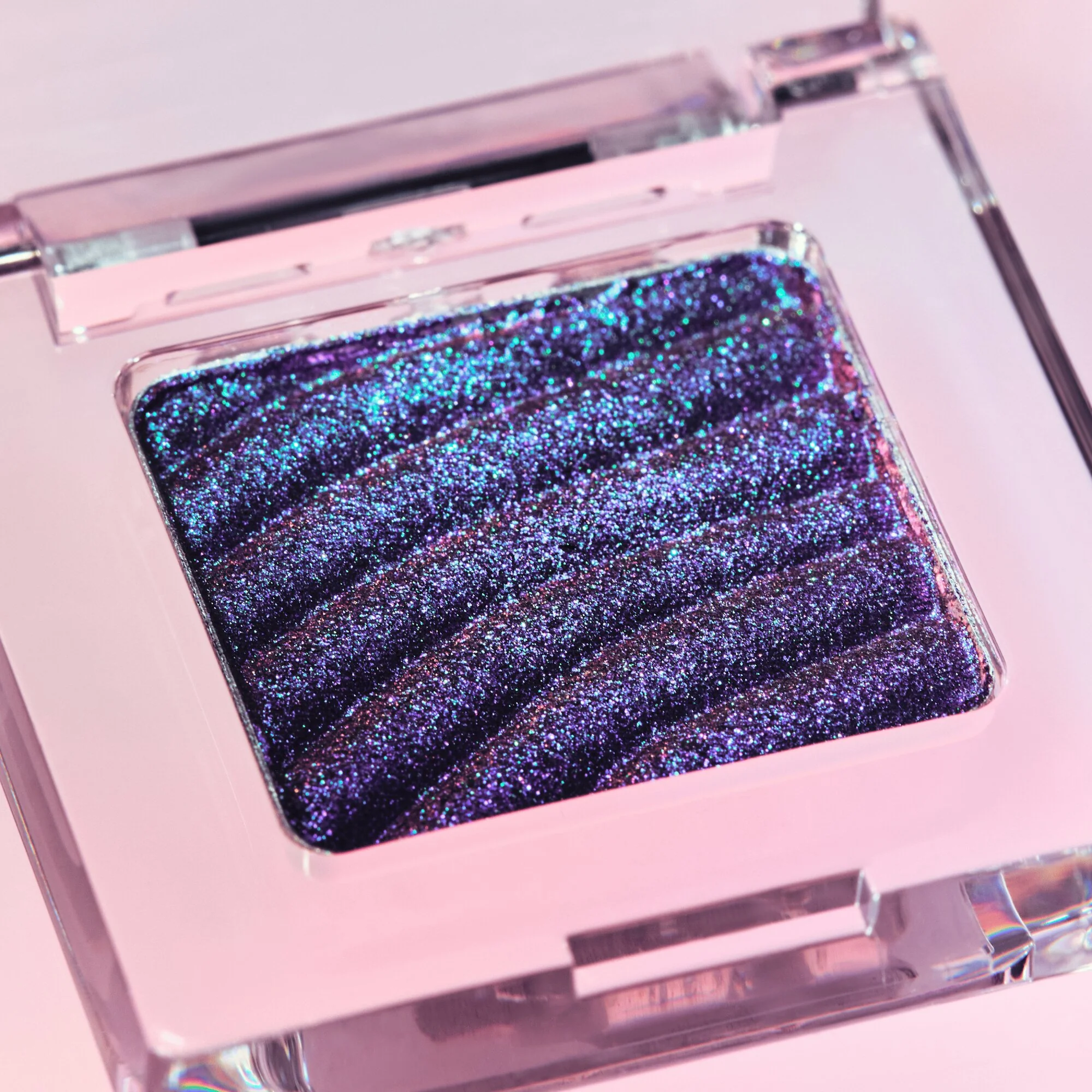 CATRICE Prismatic Shift cień do powiek 030 Midnight Wave, 1 g