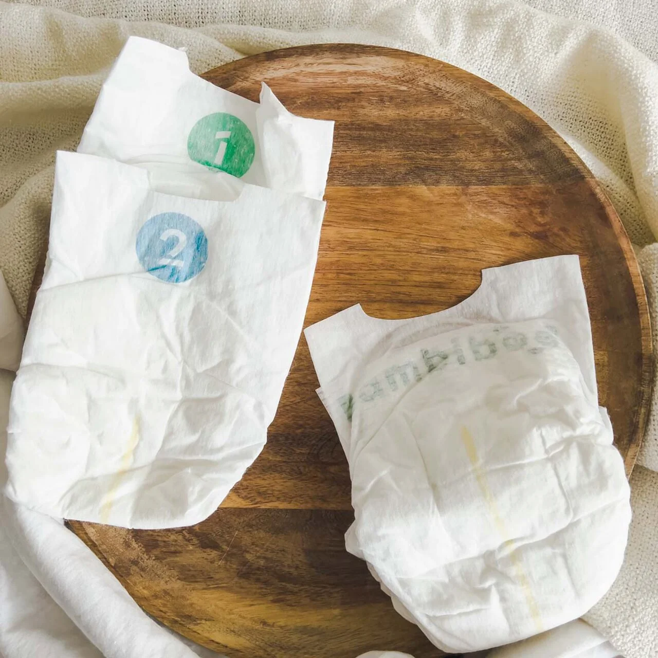 Bambiboo COTTONWEAR jednorazowe pieluszki z bawełną organiczną i wycięciem na pępek rozmiar 1, 28 szt.