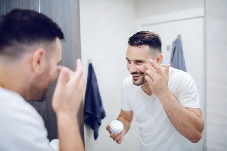 pielęgnacja cery trądzikowej u mężczyzn pielęgnacja cery trądzikowej u mężczyzn