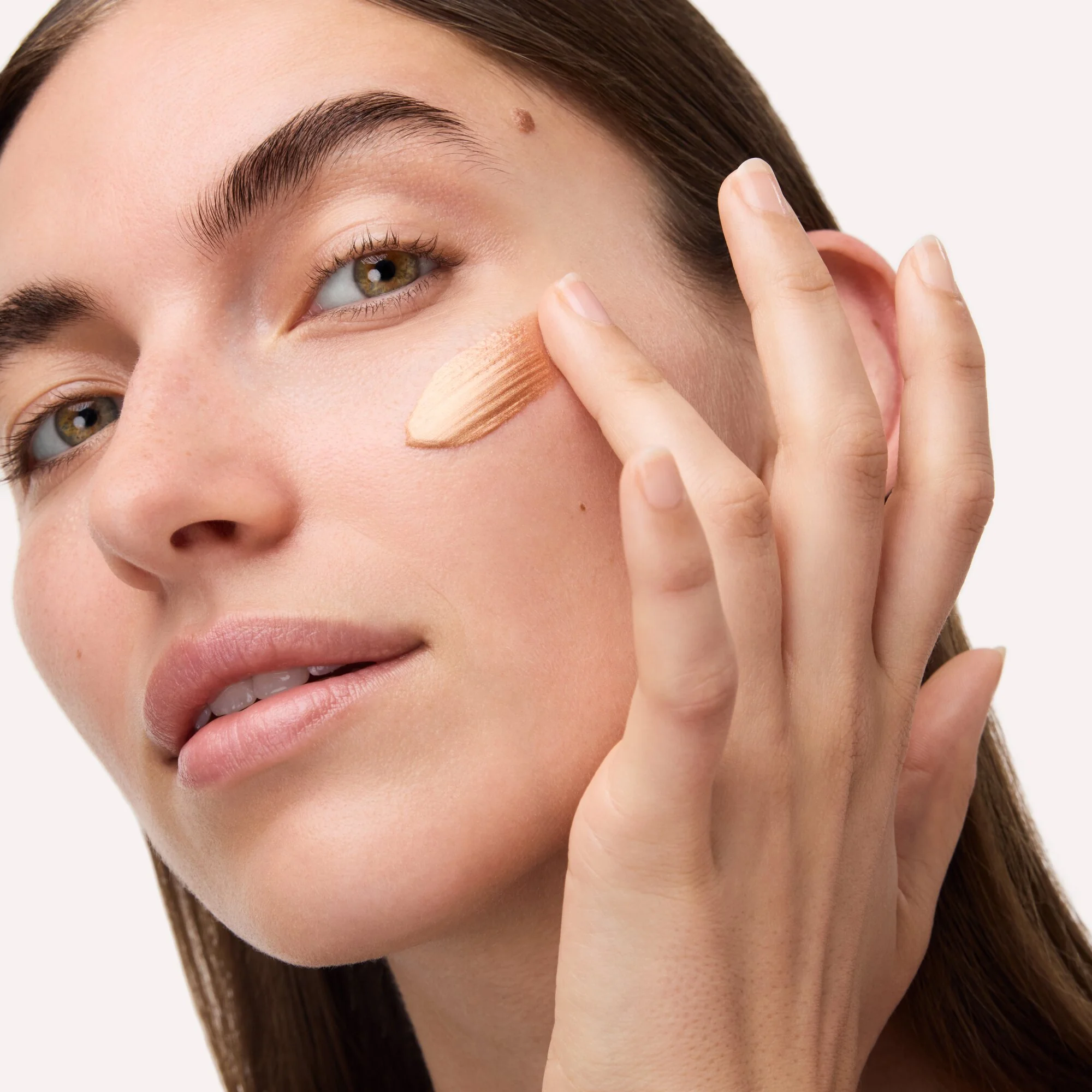 CATRICE Bronze Glow Grip Primer baza pod makijaż 010 Sun Glazed, 30 ml