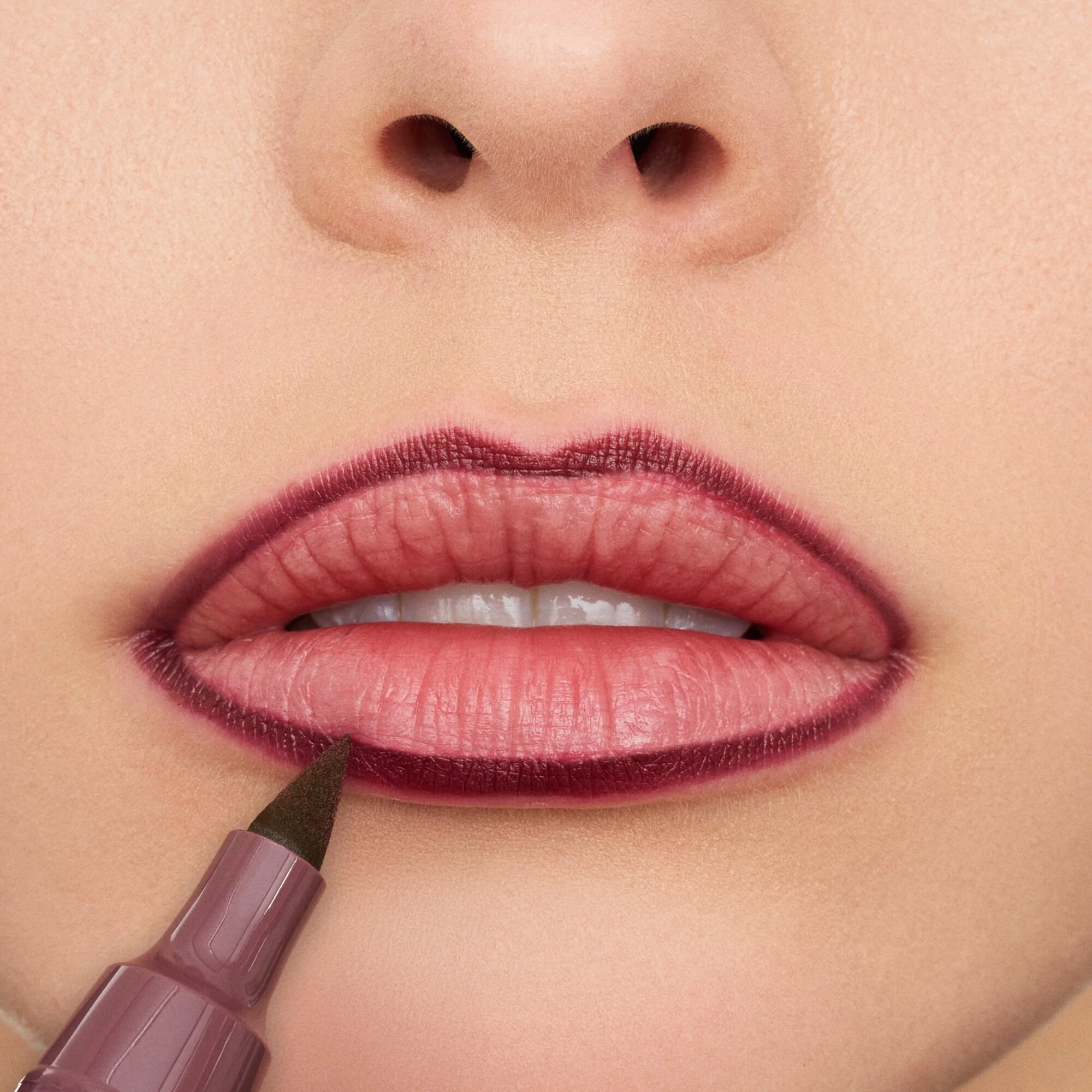 Essence line n'STAIN długotrwała konturówka do ust w płynie 03, 2,5 ml