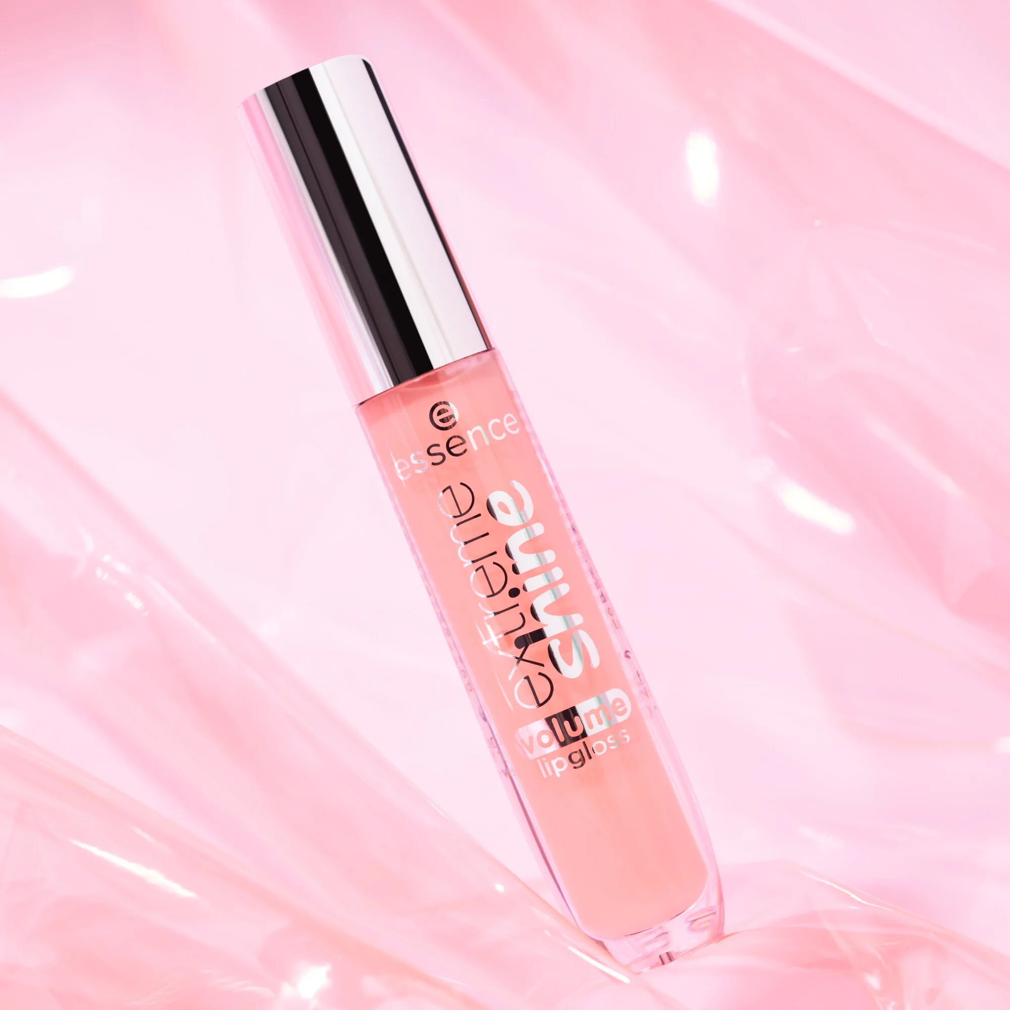 Essence Extreme Shine błyszczyk zwiększający objętość ust 19 Frosted Fairy, 5 ml