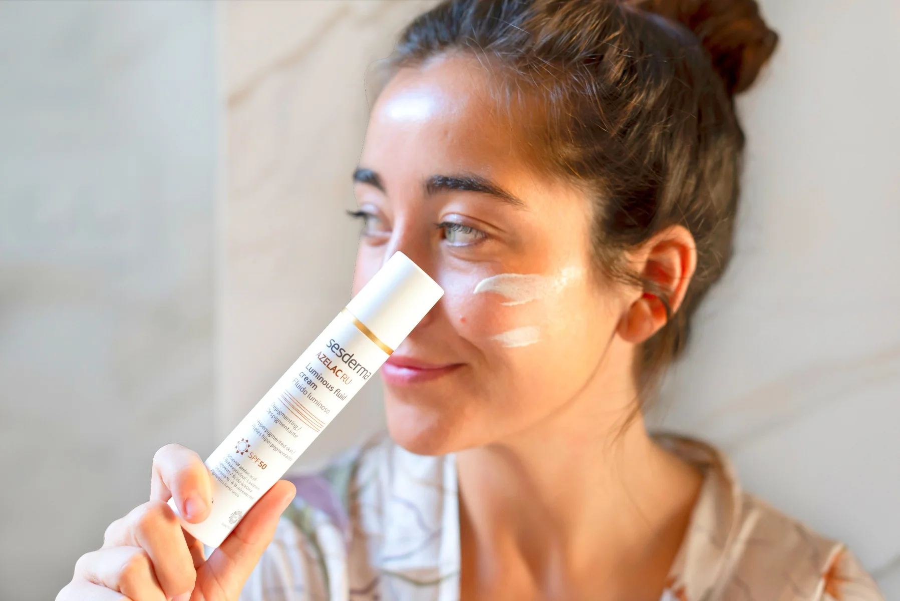Sesderma Azelac RU emulsja rozświetlająca SPF 50+, 50 ml