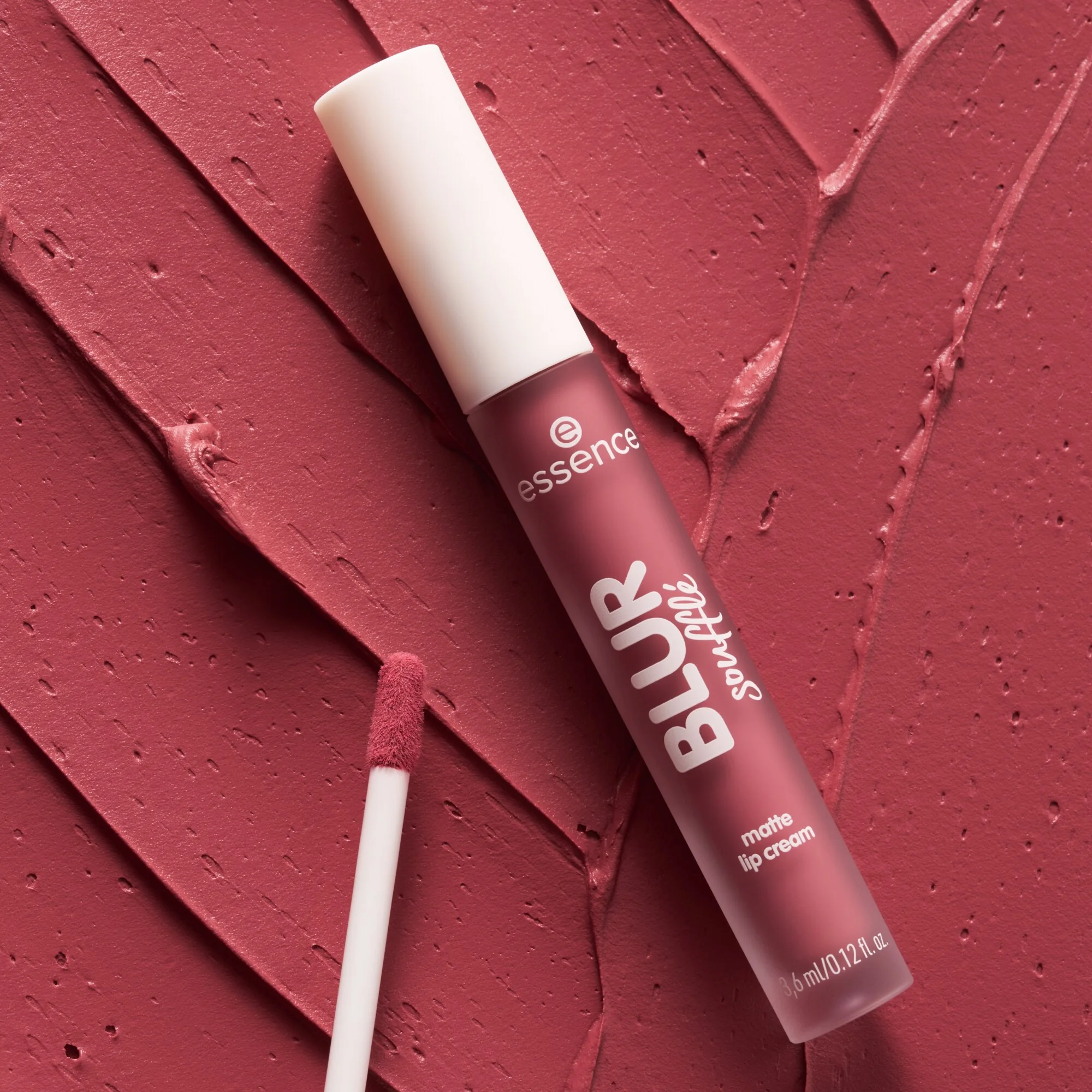 Essence Blur Soufflé Matte Lip Cream matowa pomadka do ust 05, 3,6 ml