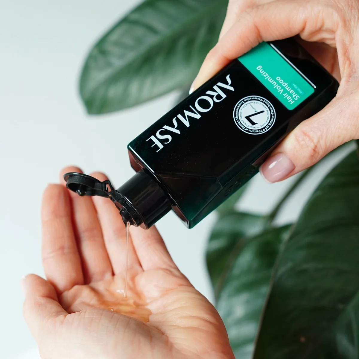 Aromase Hair Volumizing szampon zwiększający objętość włosów do każdego typu skóry głowy, 90 ml