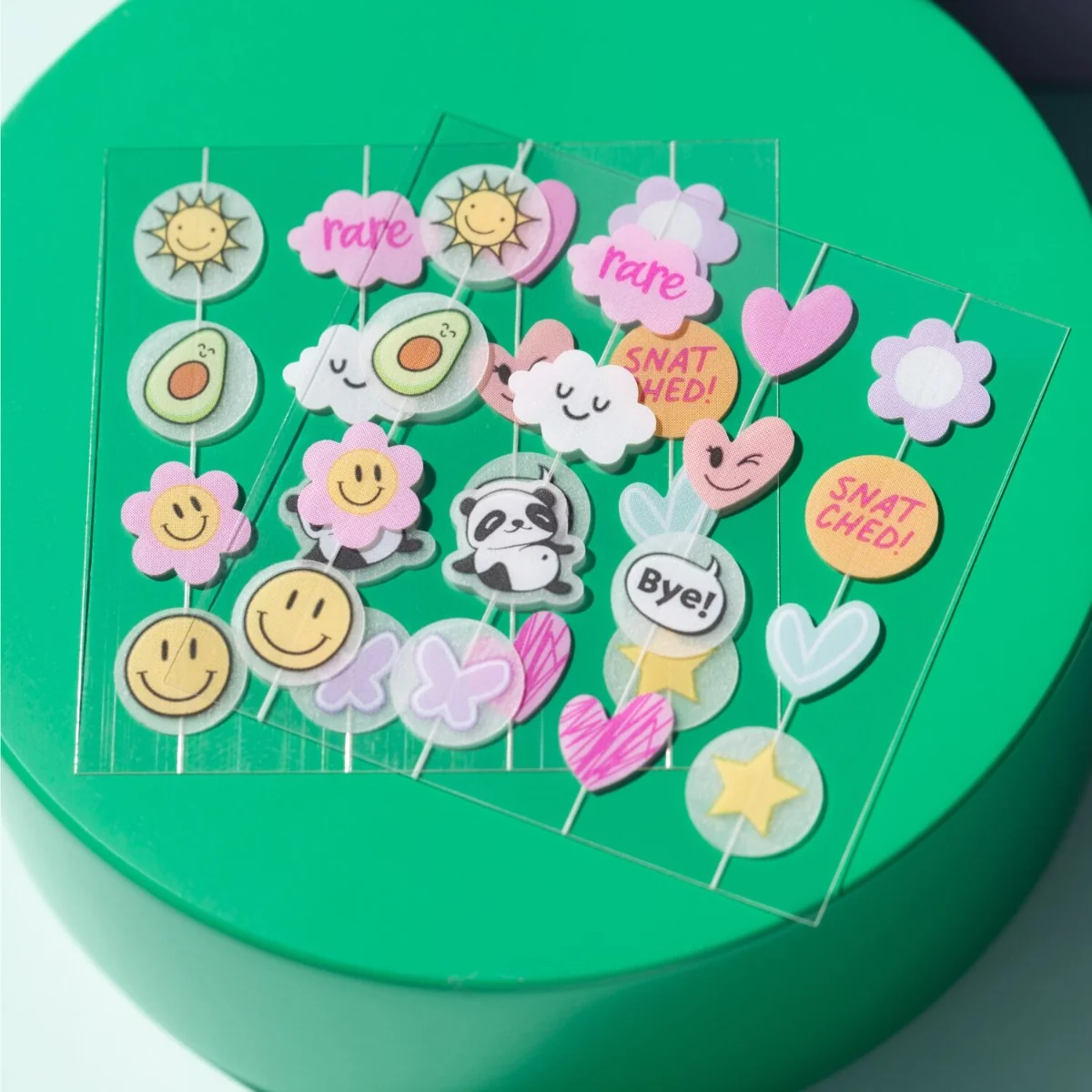 Essence Spot Squad Pimple Patches plasterki na wypryski, 32 sztuki