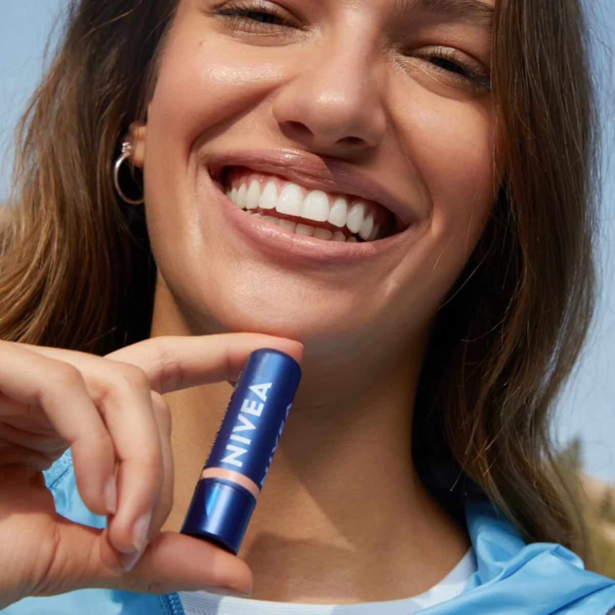 Nivea Caring Beauty 3w1 pomadka pielęgnująca Nude, 4,8 g