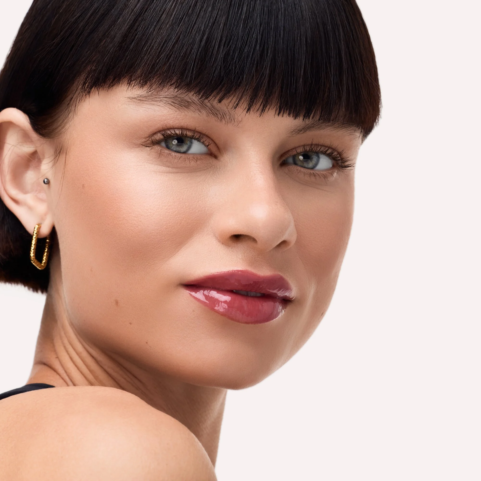 CATRICE Gloss Obsessed Lip Glaze błyszczyk do ust 040 Pout Of Office, 2,5 ml