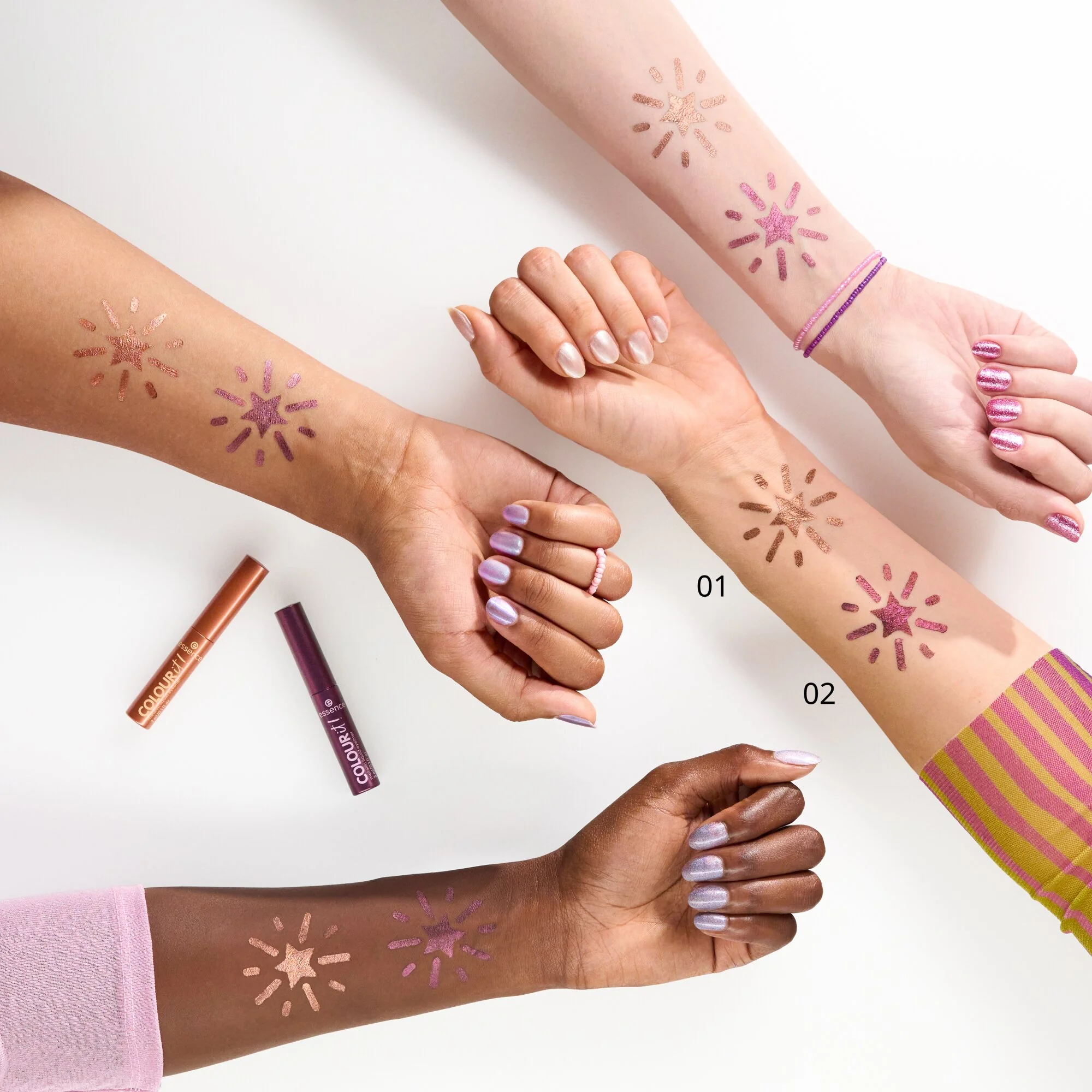 Essence Colour It! liner metaliczny w płynie 01, 3 ml