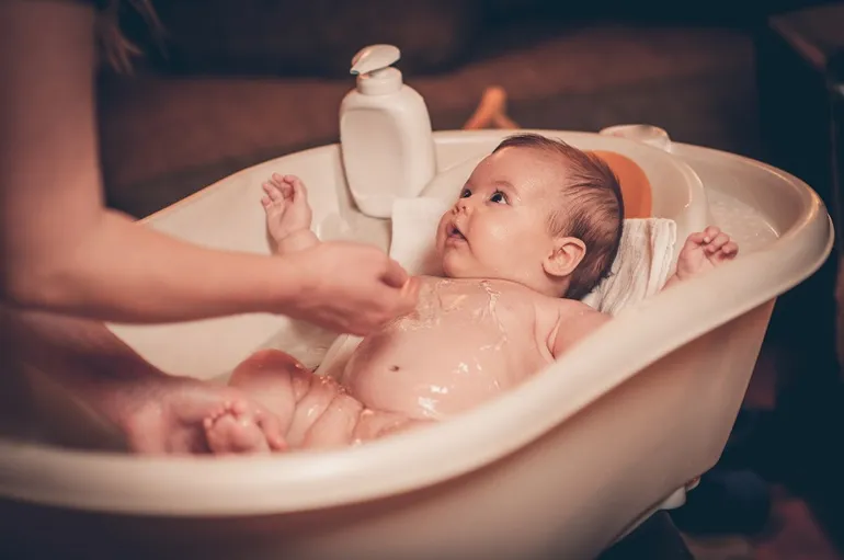 baño de bebé - dónde bañar a un bebé