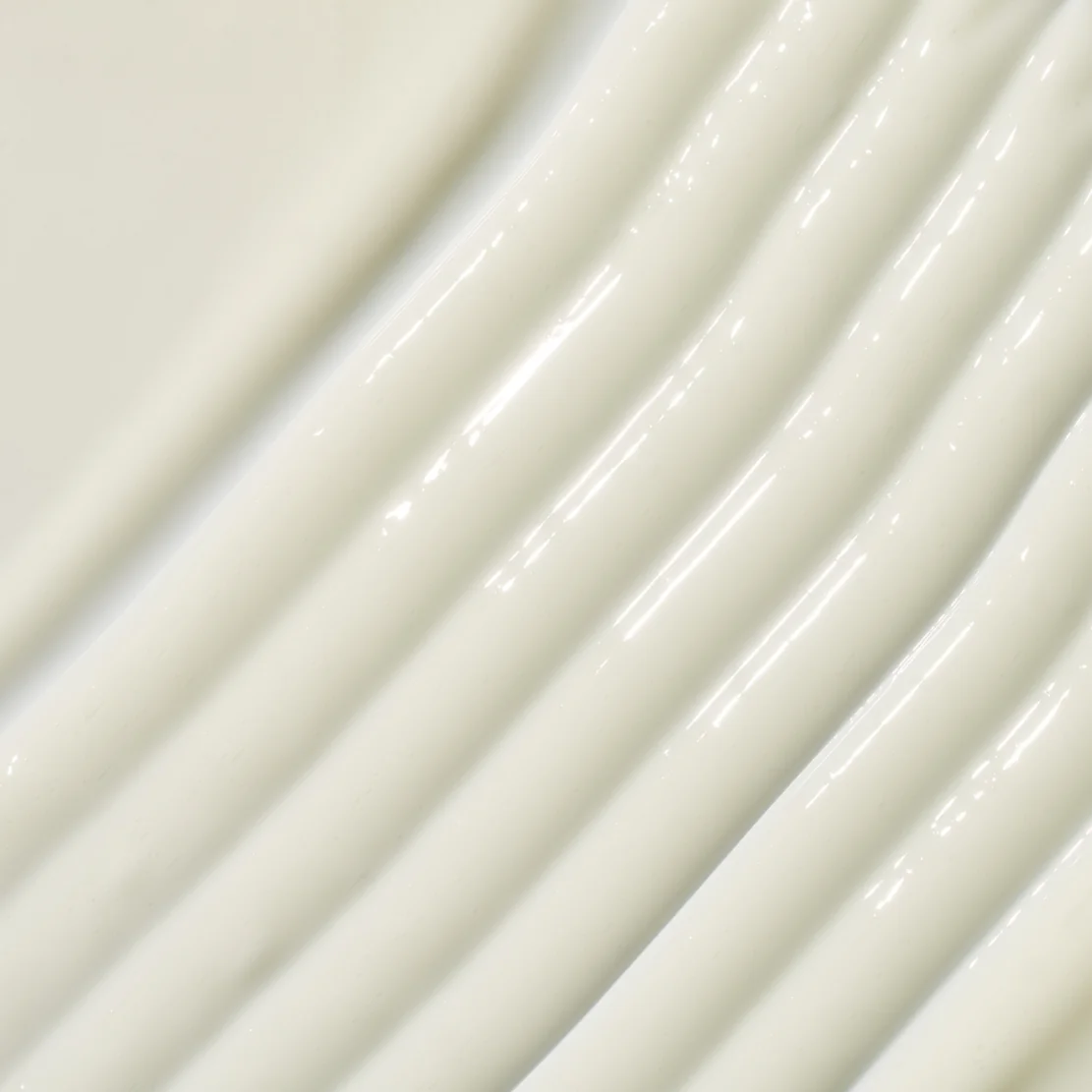 Mokosh wygładzająco-modelujące serum do biustu i dekoltu kardamon z wanilią, 140 ml