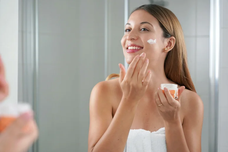 Jak długo stosować retinol Jak długo stosować retinol