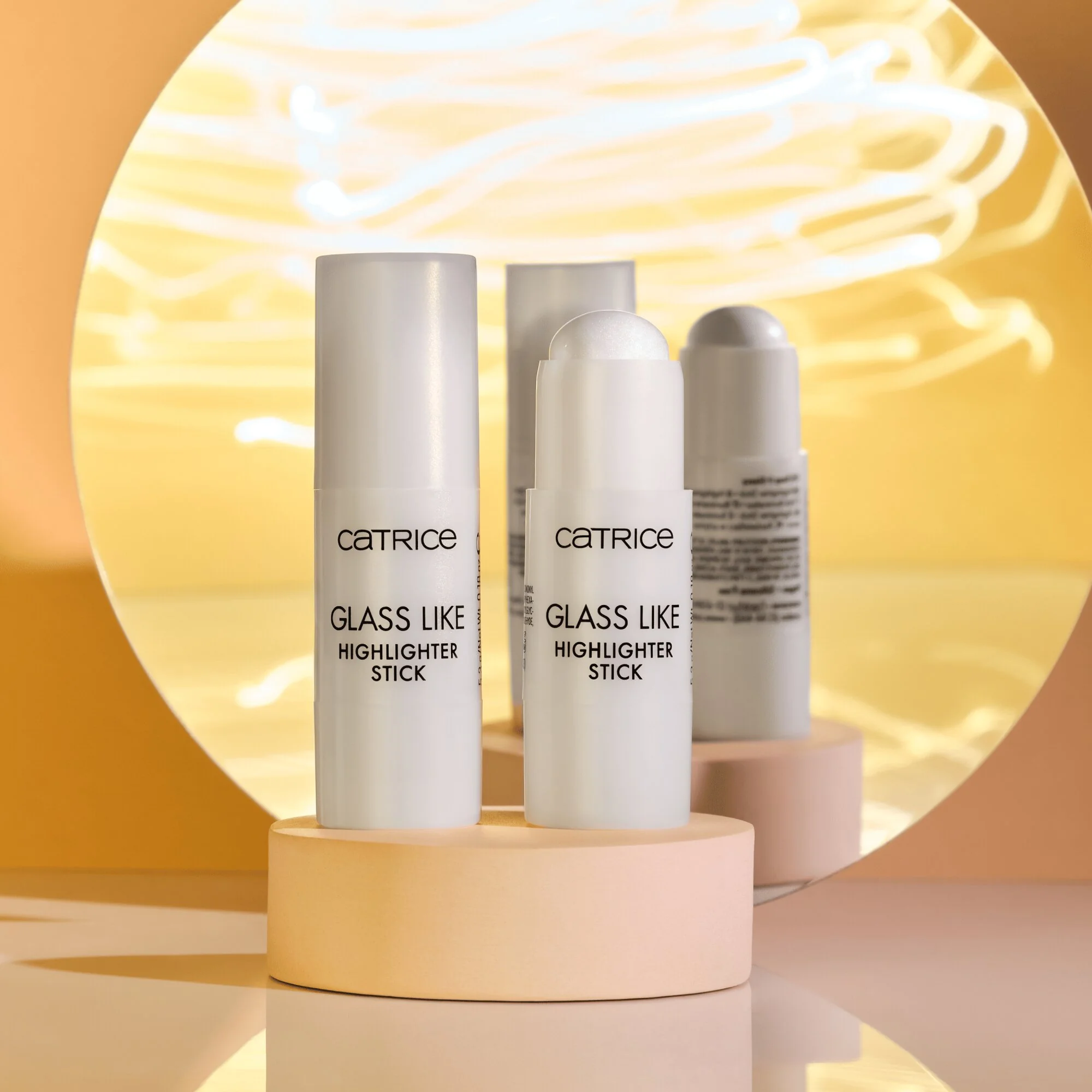 CATRICE Glass Like Highlighter Stick rozświetlacz do twarzy w sztyfcie 010 Keep It Glassy, 5,3 g