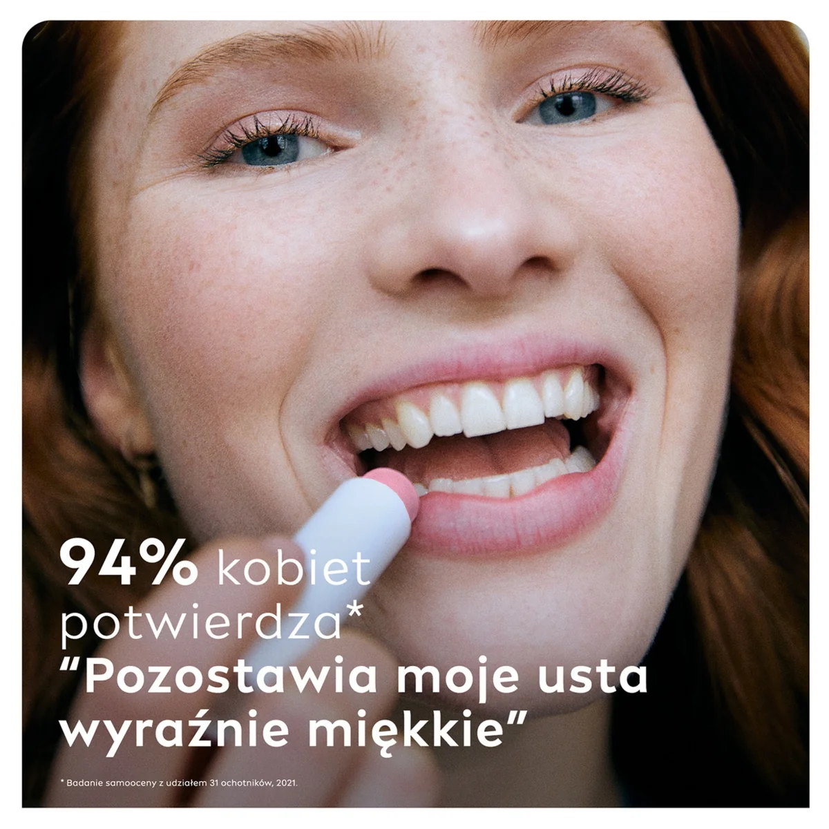 Nivea Caring Scrub peeling do ust Dzika Róża, 4,8 g