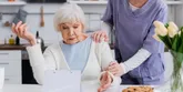 Urojenia u osób starszych – skąd się biorą? Jak można je leczyć, by pomóc seniorowi?