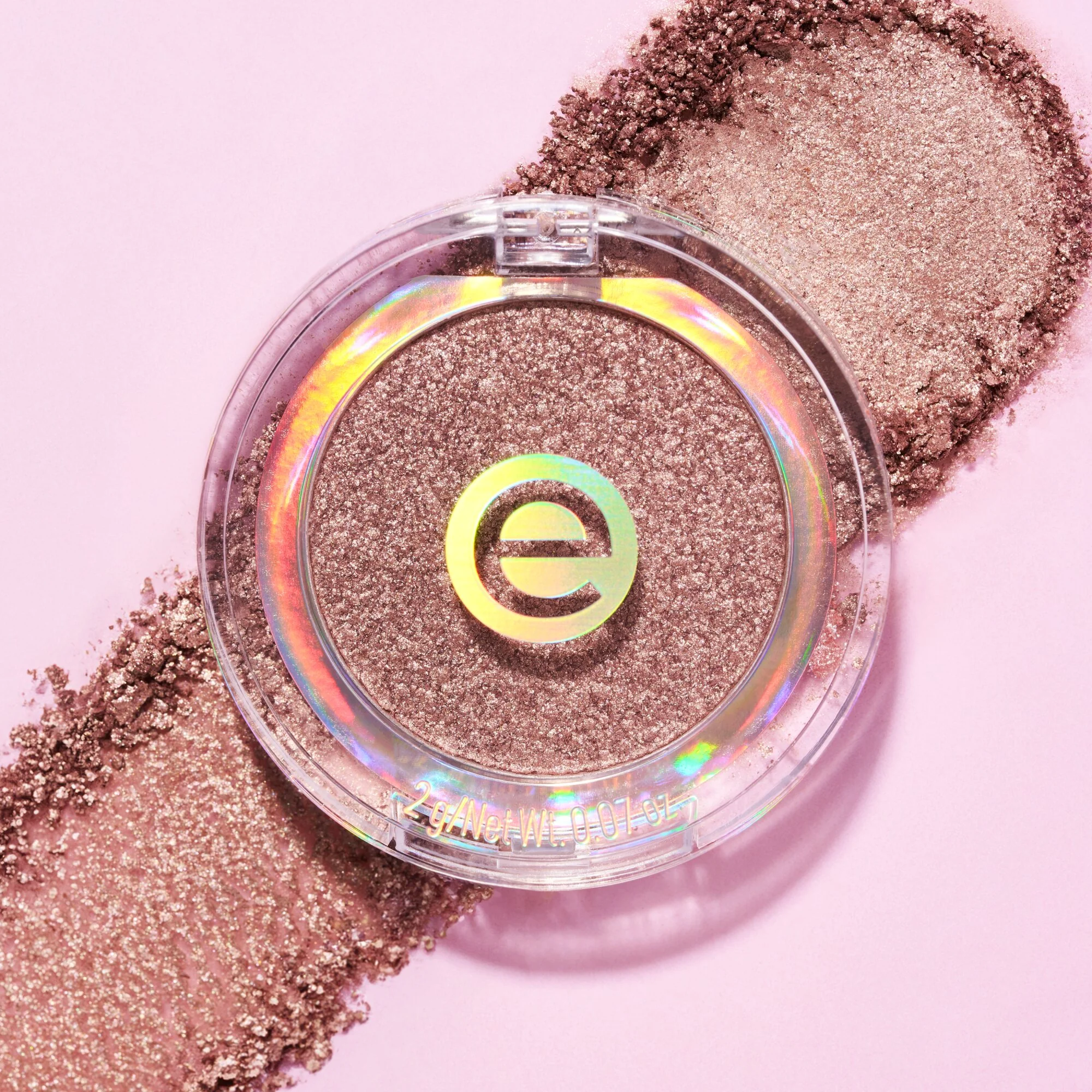 Essence Mono Eyeshadow Pearly cień do powiek w pudrze 02 Silky Taupe, 2 g