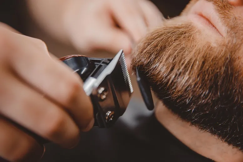 strzyżenie brody męskiej