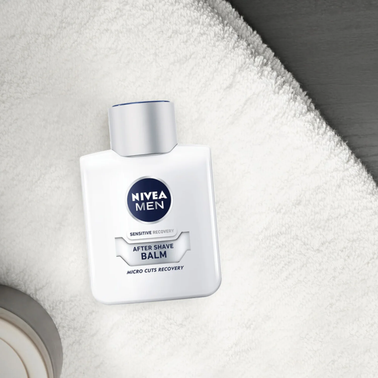 Nivea Men Sport Beat zestaw pianka do golenia i balsam, 100 ml + 200 ml