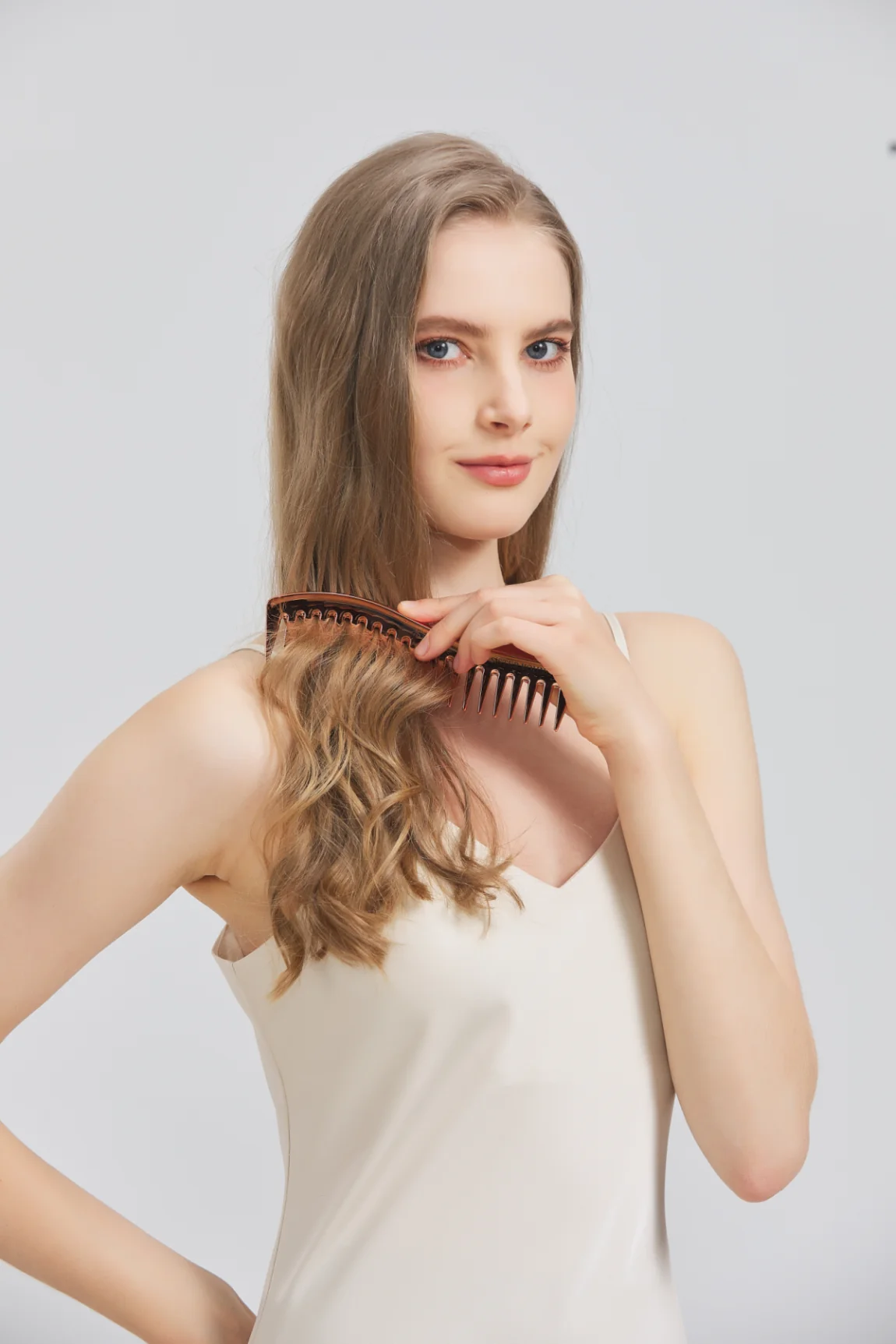 Sister Young Zuri rose gold, grzebień do włosów, 1 sztuka
