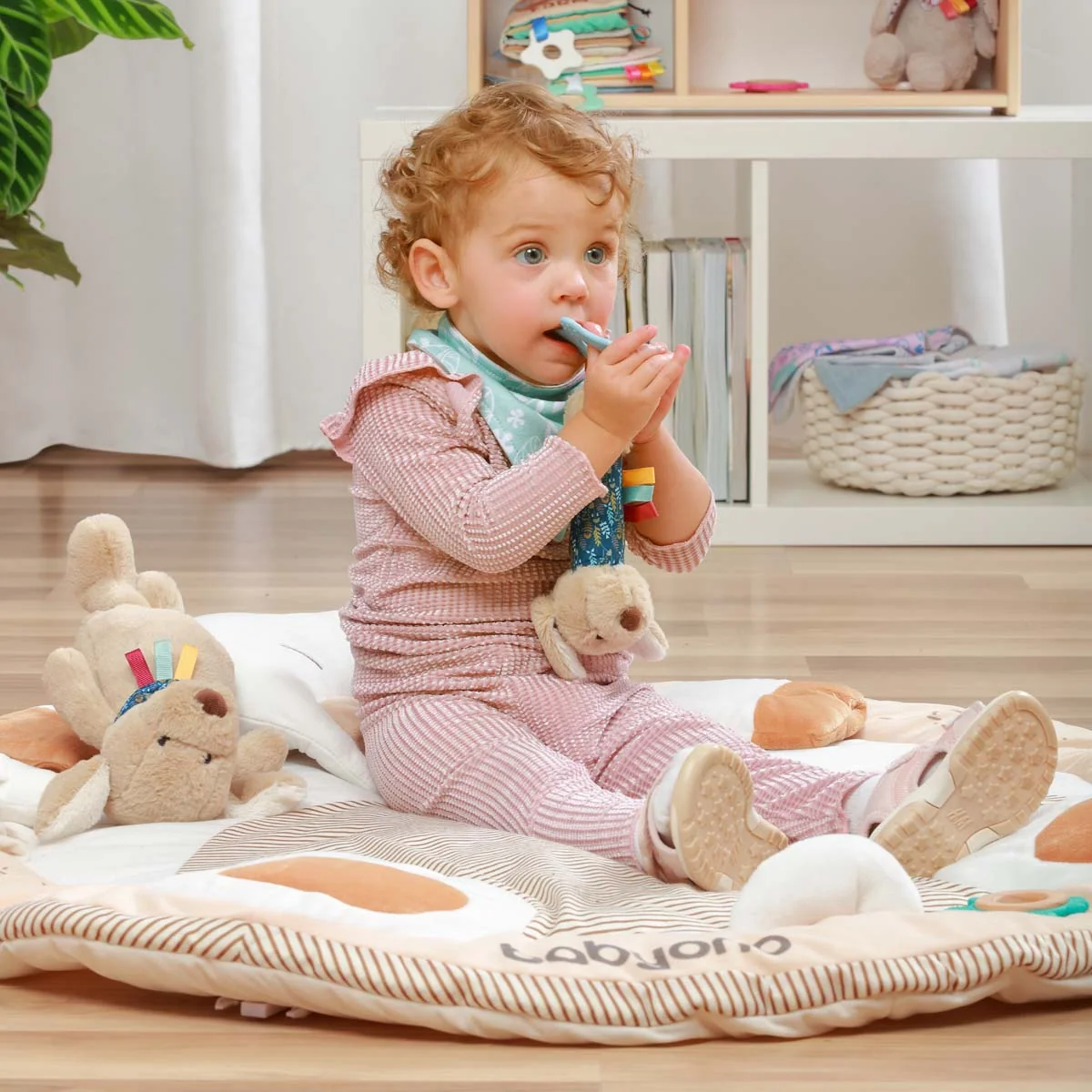 Babyono Rabbit Milly piszczek z gryzakiem, 1 szt.