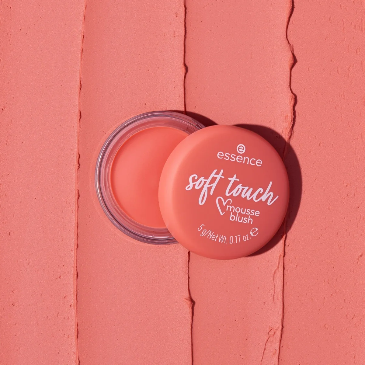 Essence Soft Touch Mousse Blush róż do policzków w musie 30 Coral Crush, 5 g