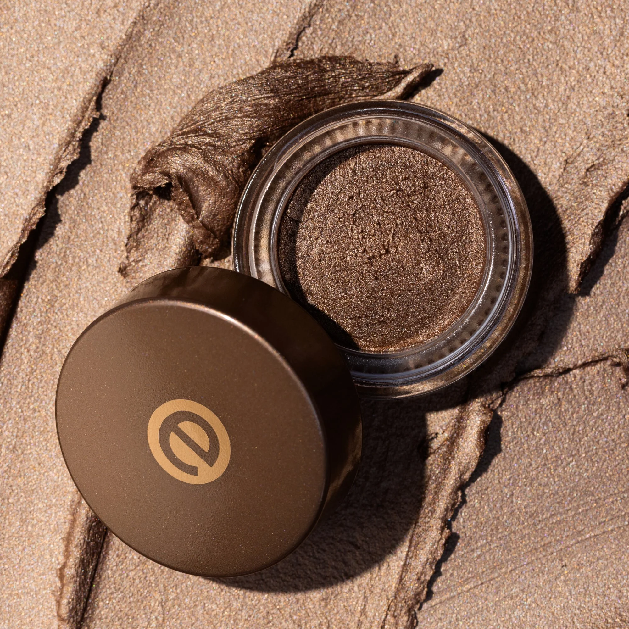 Essence Cream Eyeshadow kremowy cień do powiek 03, 5 g