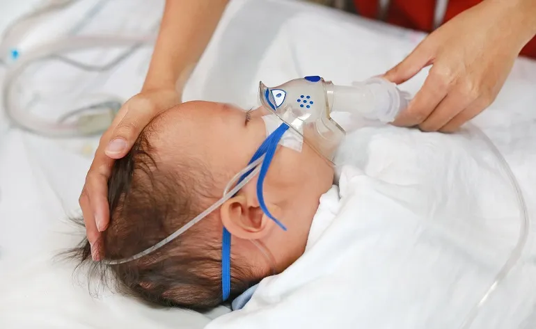 inhalaciones para un recién nacido con secreción nasal