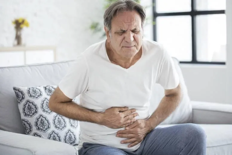 Zapalenie żołądka – co to za choroba? Sprawdź jak leczyć!