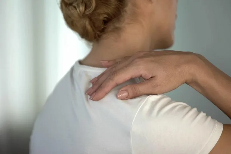 DOMS (opóźniona bolesność mięśni) – czym jest i jak to załagodzić?