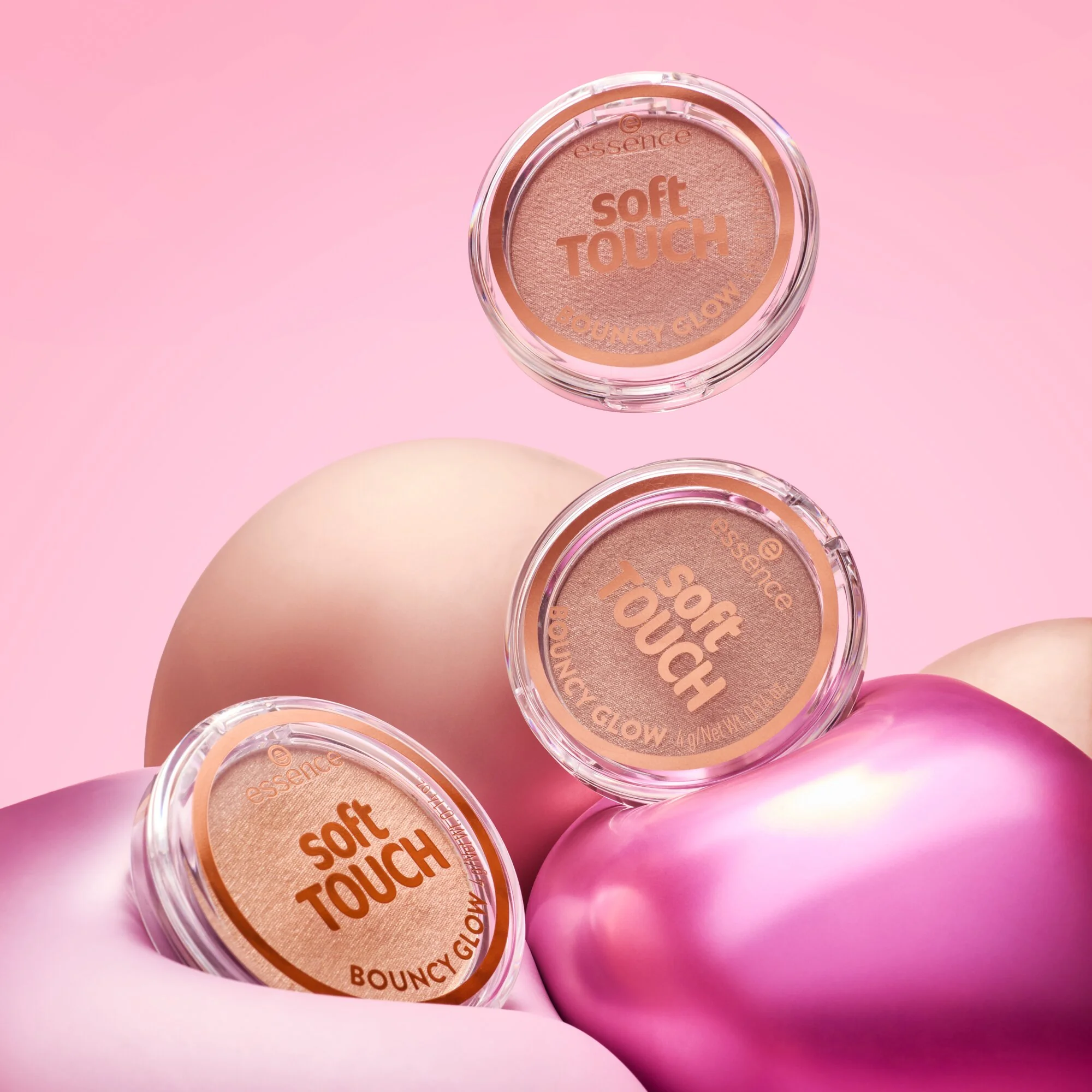 Essence Soft Touch Bouncy Glow rozświetlacz do twarzy 20, 4 g