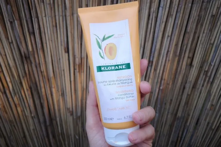 Balsam Klorane na bazie masła mangowego – recenzja. Mangoterapia dla suchych włosów