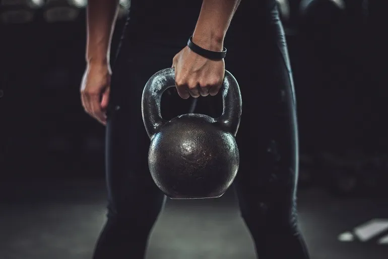 Ejercicios de tabata con mancuernas