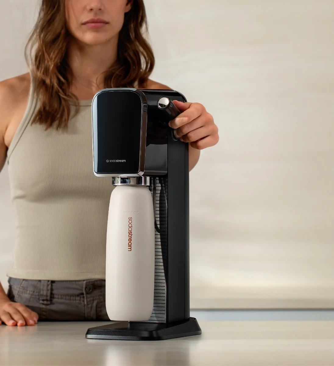 SodaStream Fizz&Go beżowa butelka termiczna do gazowania, 0,9 l