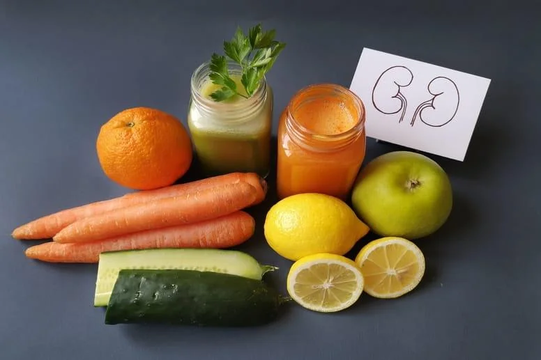 Dieta przy kamicy nerkowej – co jeść a czego unikać?