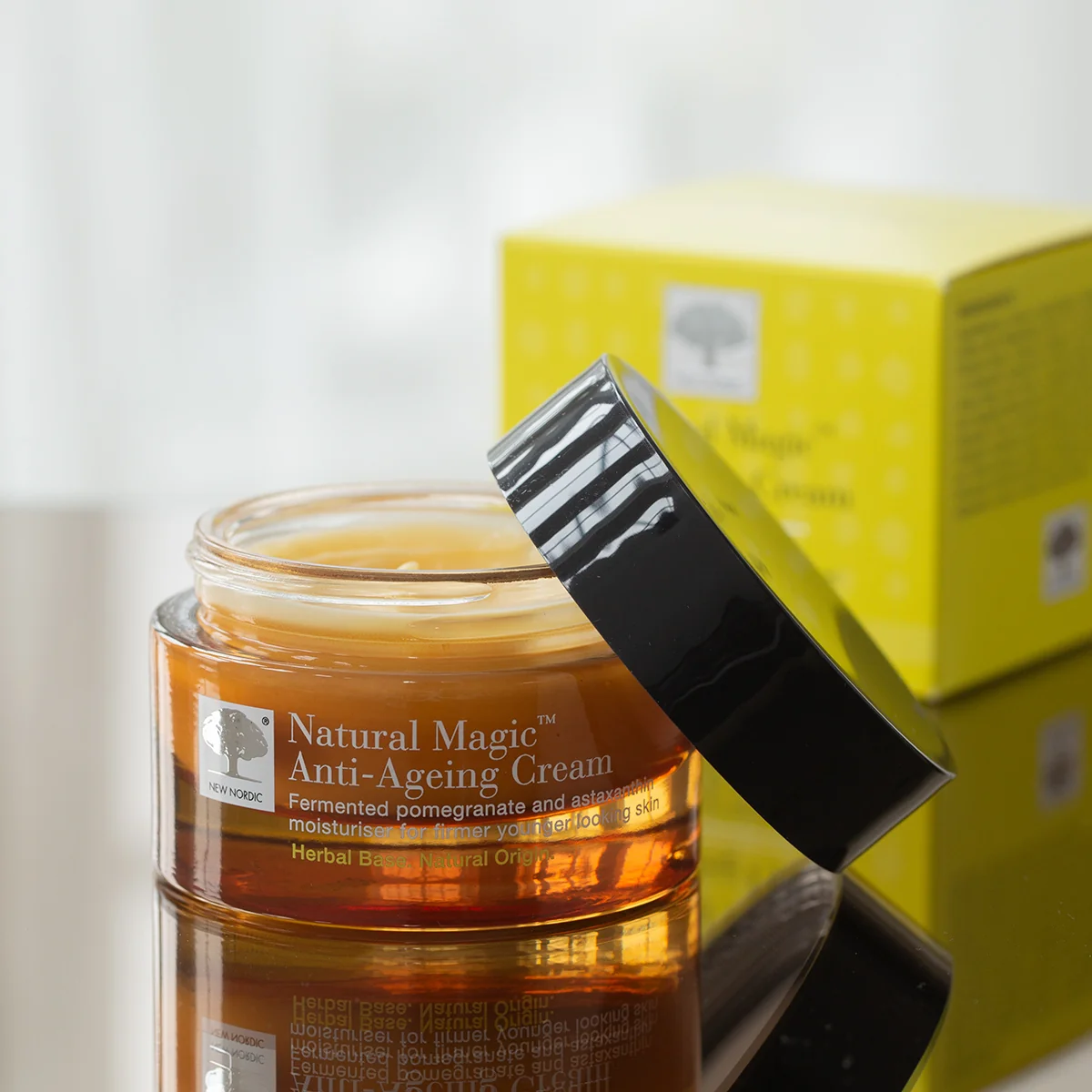 New Nordic Natural Magic Anti-Ageing Cream krem przeciw starzeniu, 50 ml
