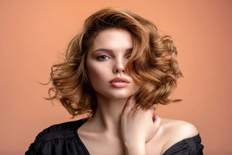 Jak modelować krótkie włosy? Jak modelować krótkie włosy?