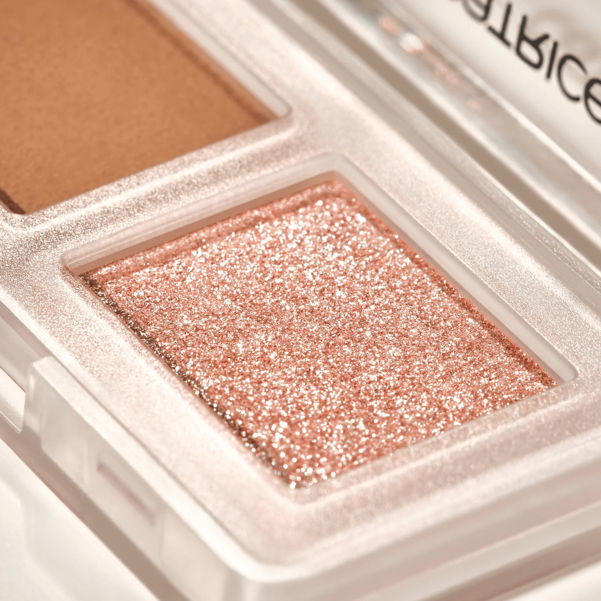 CATRICE Diamond Treasures Cream to Powder Eyeshadow cień do powiek 010 Hazel Spark, 2,8 g